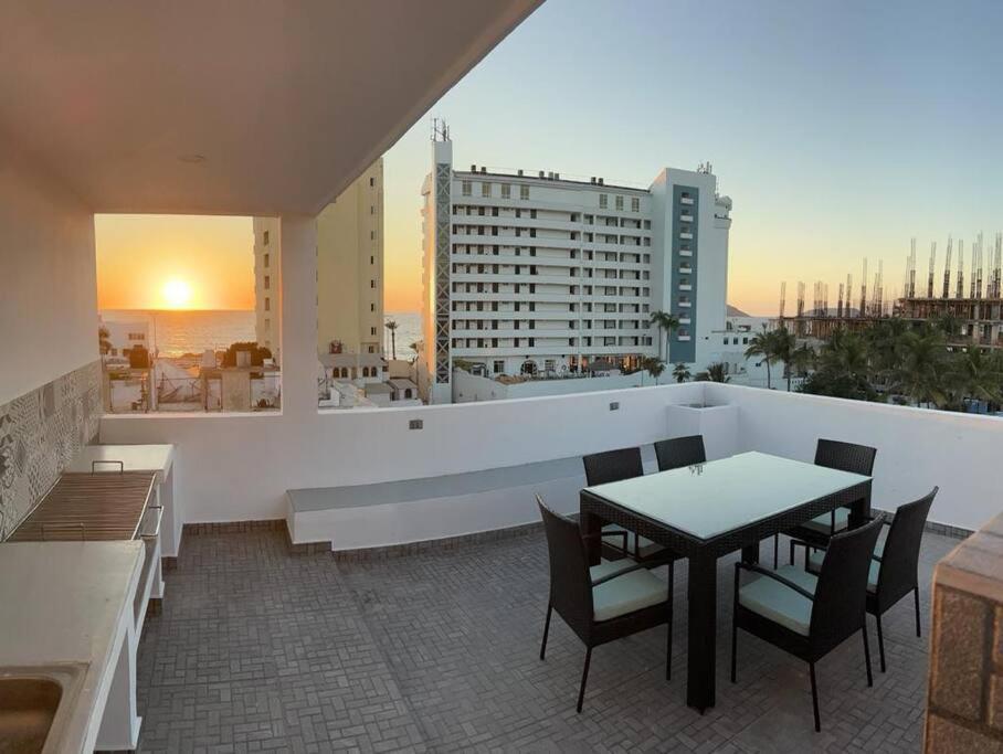 2Br/2Ba Condo 1 Block To Ocean! - Unit 6 Mazatlan Luaran gambar